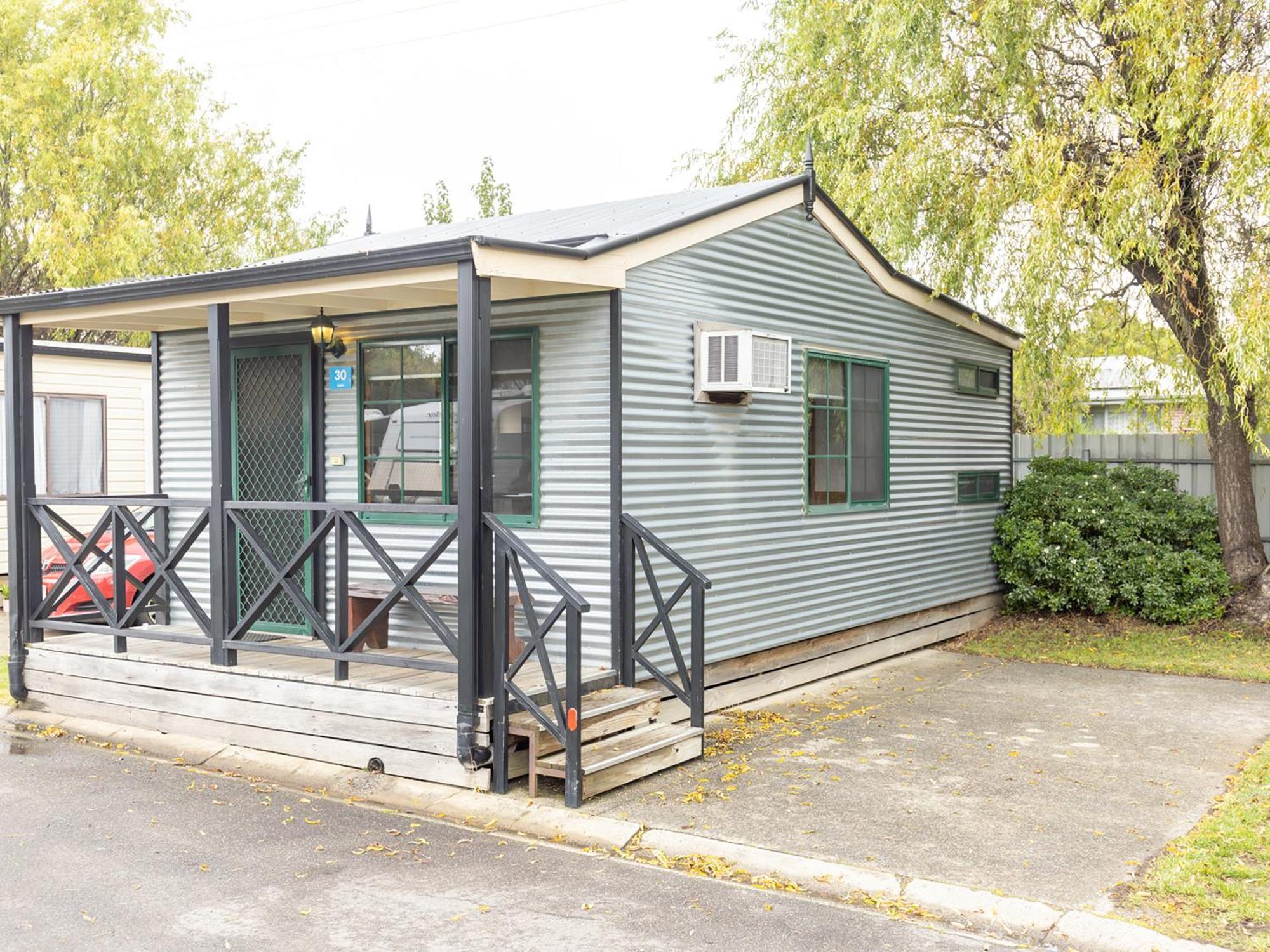 Nrma Ballarat Holiday Park Room photo