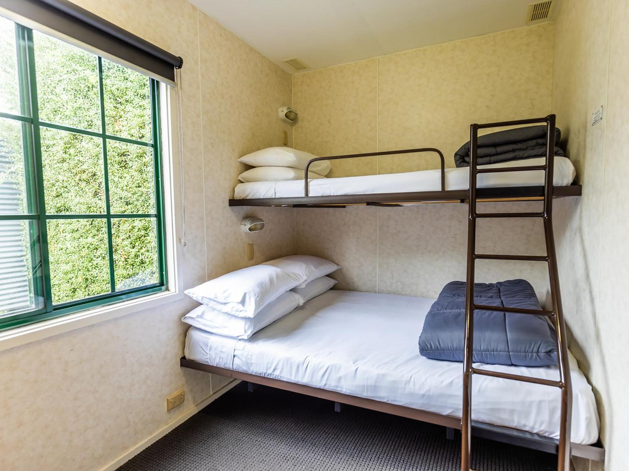 Nrma Ballarat Holiday Park Room photo